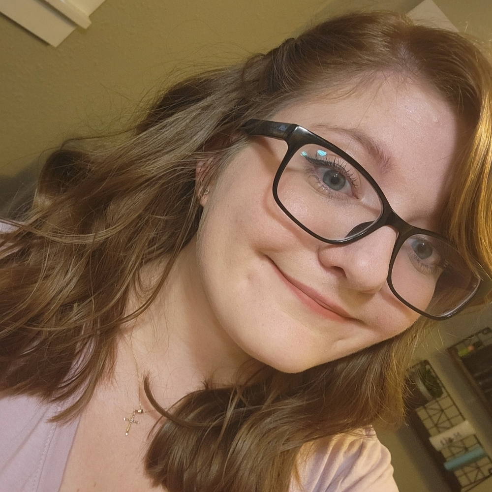 Meet your Posher, Kelsie